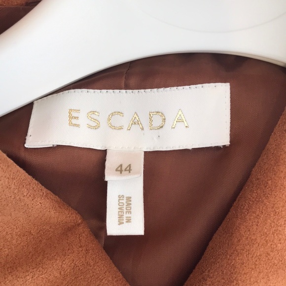 Escada coat - Picture 5 of 8